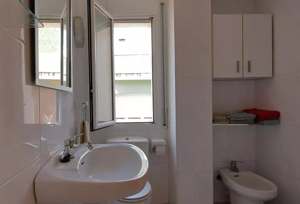 Baño, piso de 2 habitaciones en venta en veïnat, Salt, Girona
