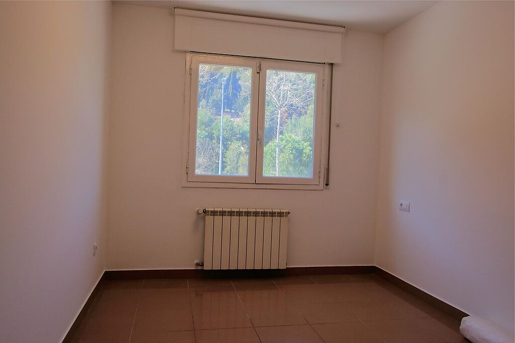 Habitació doble, pis en venda amb garatge a Sarrià de Ter
