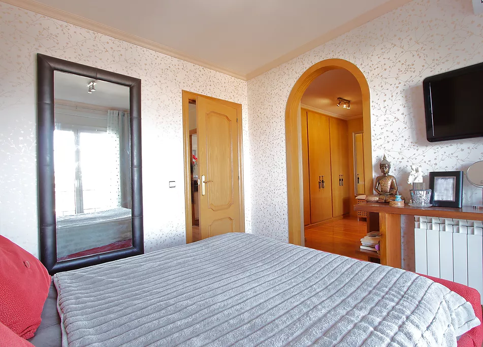 Dormitori suite i vestidor, amb terrassa